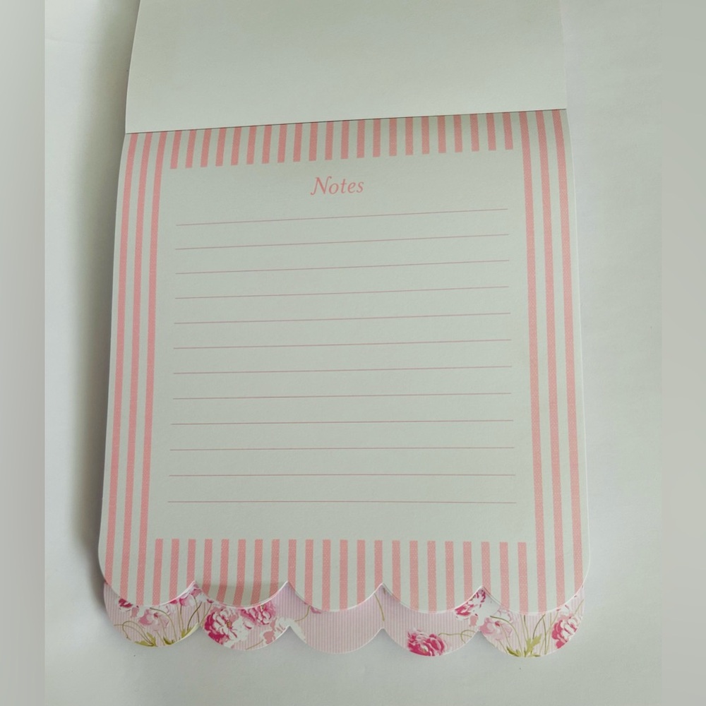 New Laura Ashley 3 Pack Scalloped Layered Note Pads - Picture 12 of 16